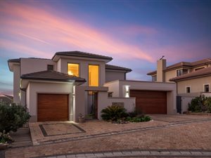 4 Bed House in Steynsrust