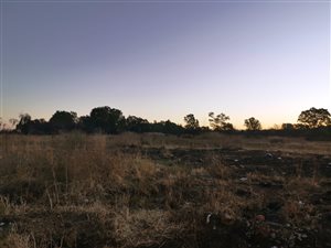 1626 m² Land available in Neserhof