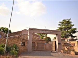 2 Bed Apartment in Fairland