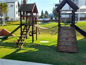 1 Bed Apartment in Randpark Ridge