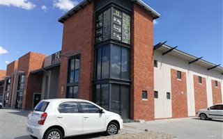 626 m² Industrial space in Brackenfell Industrial