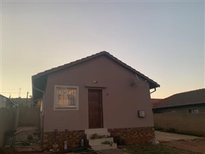 2 Bed House in Cosmo City