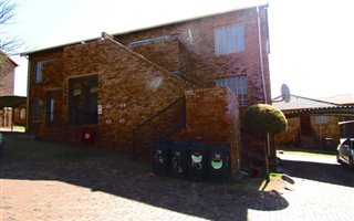 2 Bedroom Townhouse in Southcrest