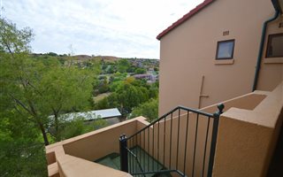 3 Bedroom Apartment in Wilro Park