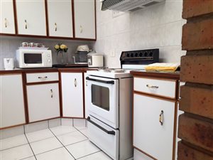 2 Bed Flat in Wonderboom South