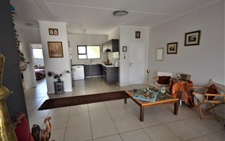 2 Bedroom Apartment in Modderfontein
