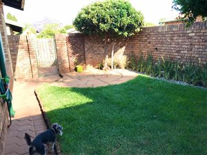 2 Bed Townhouse in Clubview