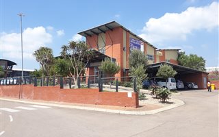 454 m² Commercial space in Silver Lakes