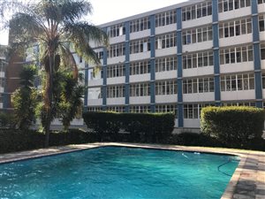 1.5 Bed Apartment in Bedford Gardens