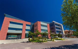 498 m² Office Space in Midridge Park