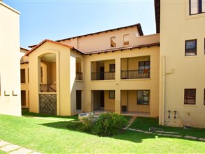 2 Bed Apartment in Erand Gardens
