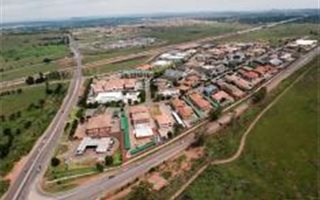 1500 m² Commercial space in Irene