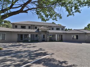 3 Bed Duplex in Rietfontein