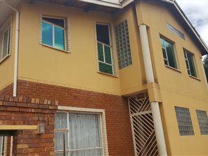 8 Bed House in Lenasia
