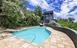 5 Bedroom House in Glenvista