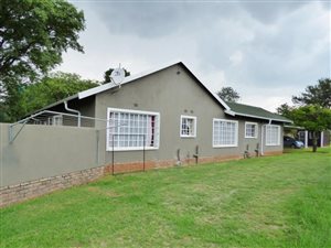 2.3 ha Farm in Benoni AH