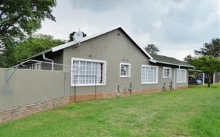2.3 ha Farm in Benoni AH