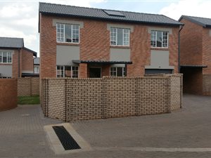 3 Bed House in Raslouw AH