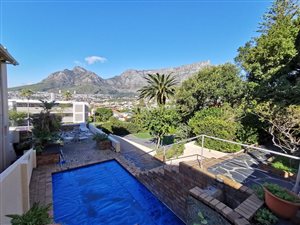 7 Bed House in Tamboerskloof