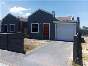3 Bed House in Weltevreden Valley
