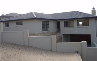 3 Bedroom House in Lovemore Park