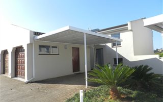 3 Bedroom Duplex in Umhlanga Rocks