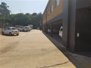 498 m² Industrial space in Red Hill