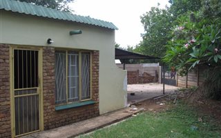 4 Bedroom House in Jan Niemand Park