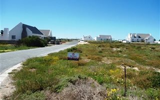 659 m² Land available in Golden Mile