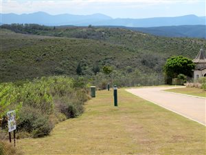 847 m² Land available in Baron View