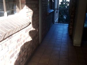 2 Bed Apartment in Silverton