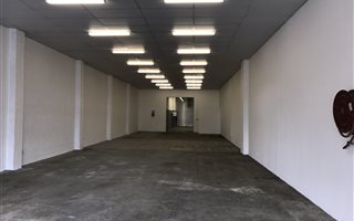 300 m² Retail Space in Parow Central