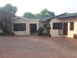 5 Bedroom House in North Riding
