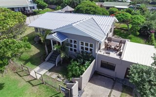 4 Bedroom House in Sunrise on Sea