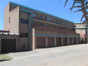 2 Bed Duplex in Freeland Park