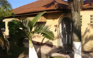 4 Bedroom House in Brighton Beach