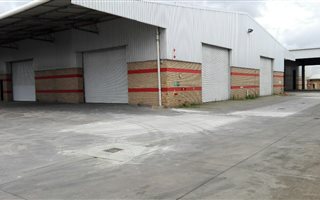 2500 m² Commercial space in Mobeni