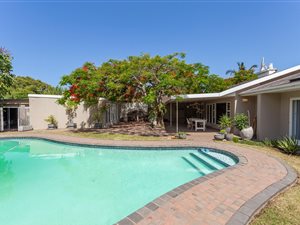 4 Bedroom House in Blue Bend