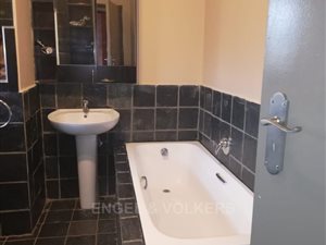 2 Bed House in Erand Gardens