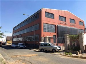 4616 m² Industrial space in Cleveland