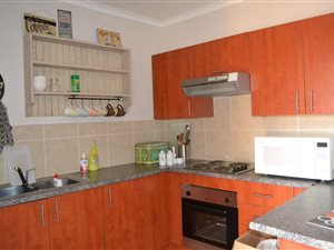 2 Bed Apartment in Comet