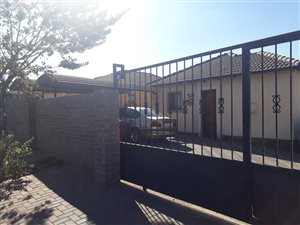 3 Bed House in Cosmo City