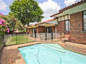 3 Bed House in Paulshof