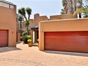 4 Bed Cluster in Sandown