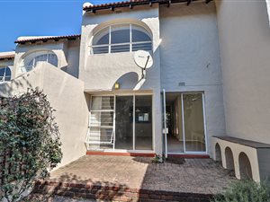 2 Bed Townhouse in Bordeaux