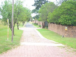 8565 m² Land available in President Park