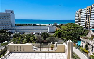 3 Bedroom Flat in Umhlanga Rocks