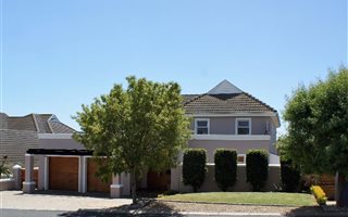 3 Bedroom House in Zevenwacht