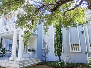 4 Bed House in Amandasig