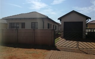 2 Bedroom House in The Orchards